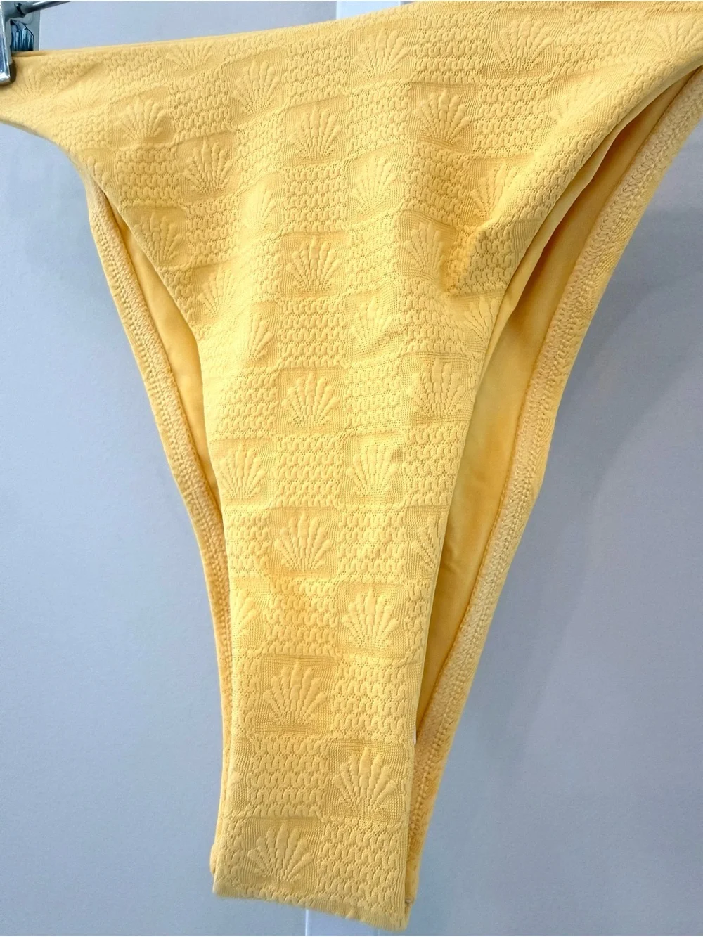 L*Space Leilani Bikini Bottom Yellow Textured Shell Sizes S and L NWT